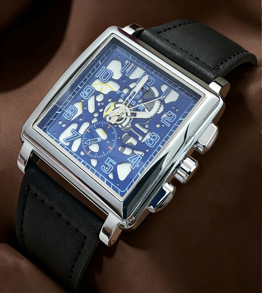Luxury Watch Offers - Ein beliebter Exportartikel: Herren-Quarzuhr mit schlichtem,