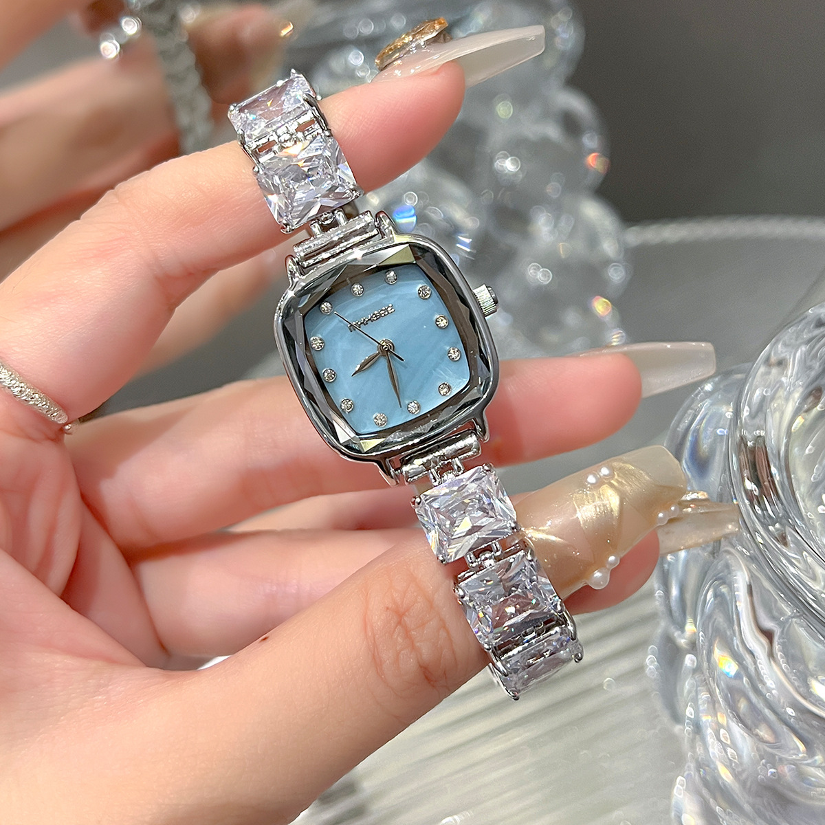 2025 High-end-Frauen Uhr Diama – Luxury Watch Diamond Bewertung und Preis