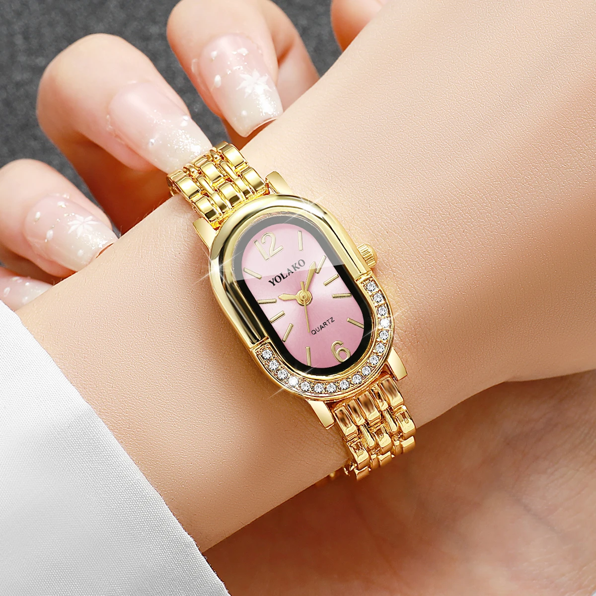 Luxuriöse Strass-Damen-Quarzuh – Luxury Watch Ladies Bewertung und Preis