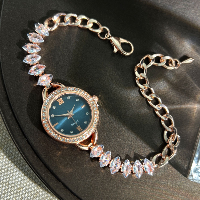 UTHAI CQ383 Modisches Damen-Uh – Luxury Watch Diamond Bewertung und Preis