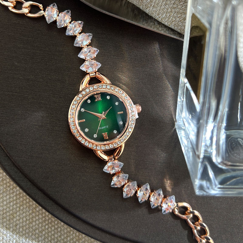 UTHAI CQ383 Modisches Damen-Uh – Luxury Watch Diamond Bewertung und Preis